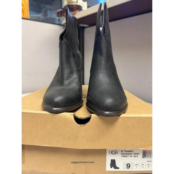 UGG Women's Thames SeaWeed Perf Black Bootie Leather Size 9 Brand New - Picture 3 of 5